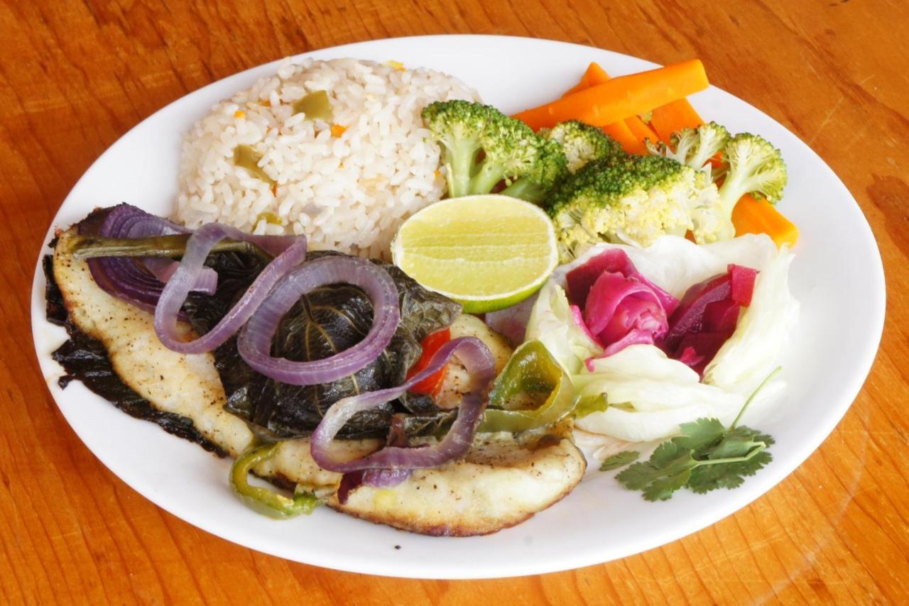 Hotel And Restaurant Guancascos 그라시아스 외부 사진